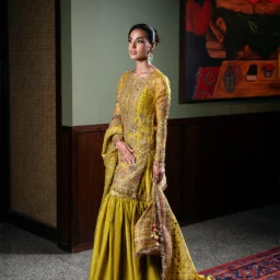 Saira Rizwan –  Festive 2024 – SERA-SRF-D-08