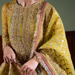 Saira Rizwan –  Festive 2024 – SERA-SRF-D-08