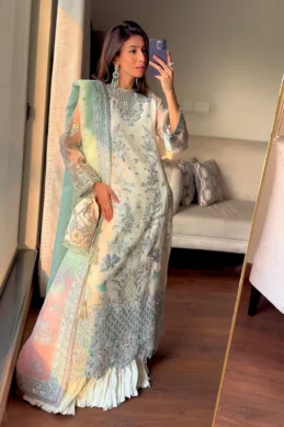 Mohidshahzad - Eliana-Festive25-26 - Luna